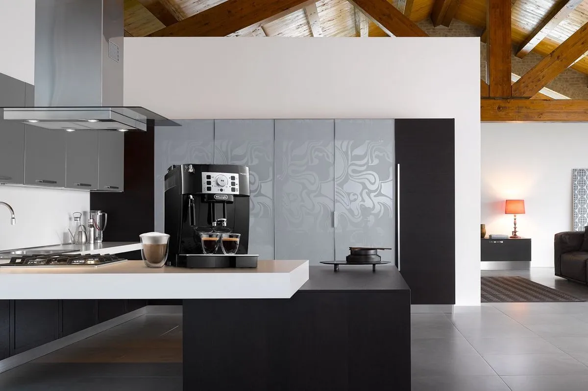 De'Longhi Magnifica S ECAM 22.105.B Koffiezetapparaat - 1,8L - 2 Kopjes - Zwart