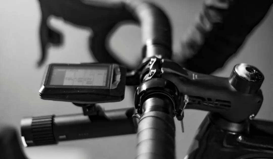 Knog Oi Luxe Large fietsbel - Zilver - afbeelding 2 van 6