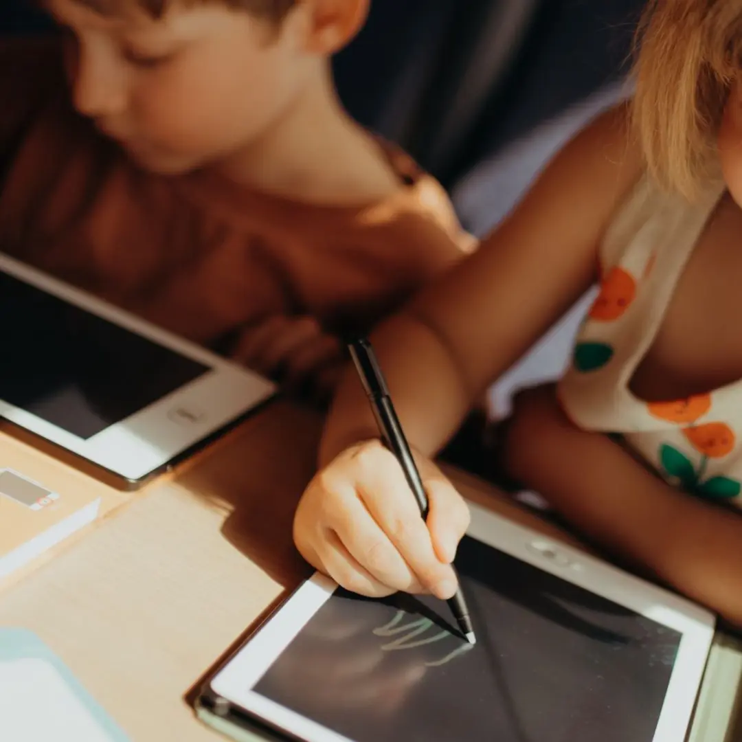 BEAU by Bo Kidywolf Kidydraw Mini Tekenboek met LCD-scherm Dieren over de wereld