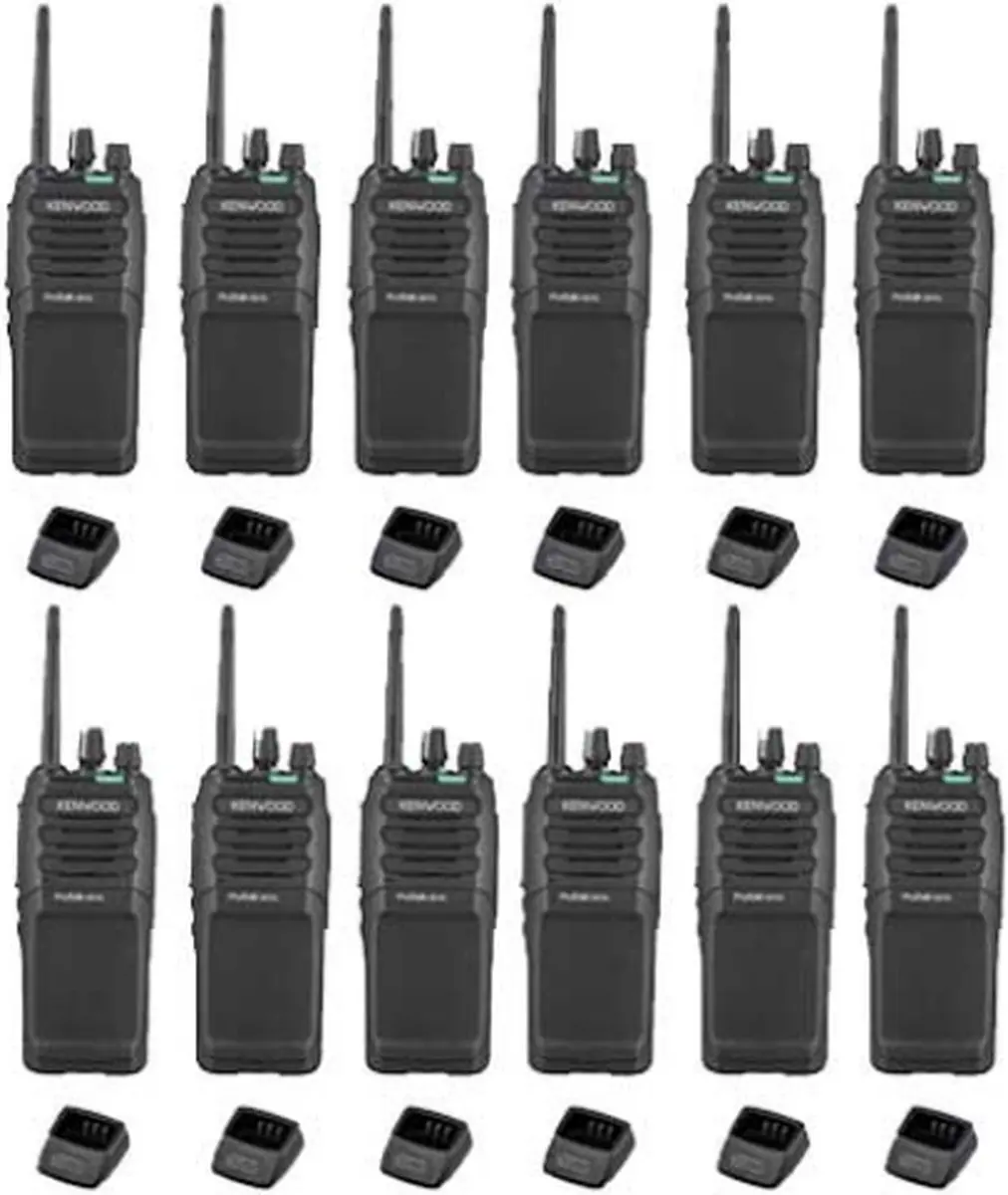 Set van 12 Kenwood TK-3701D IP55 Portofoon met tafellader