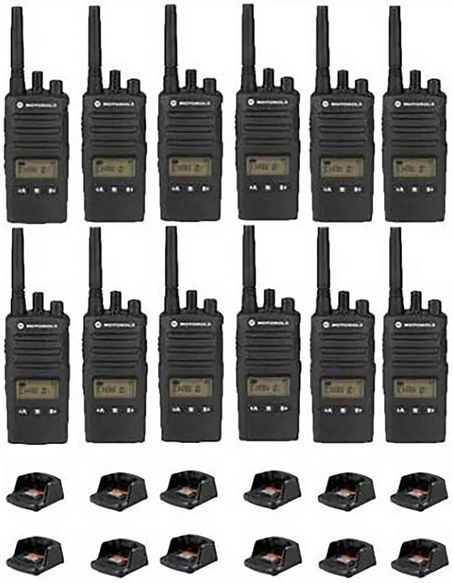 Set van 12 Motorola XT460 IP55 PMR446 Portofoon met tafellader
