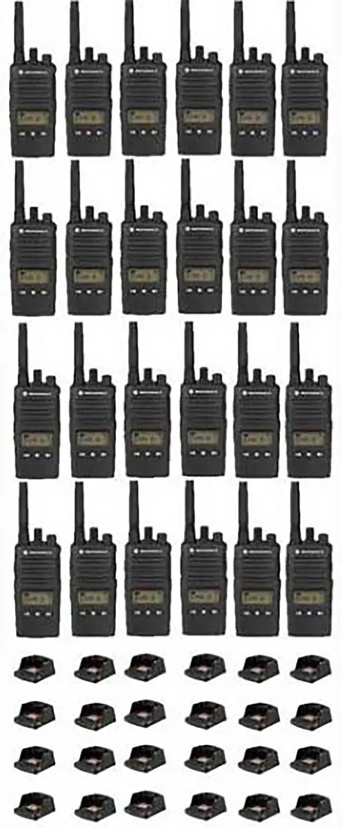 Set van 24 Motorola XT460 IP55 PMR446 Portofoon met tafellader