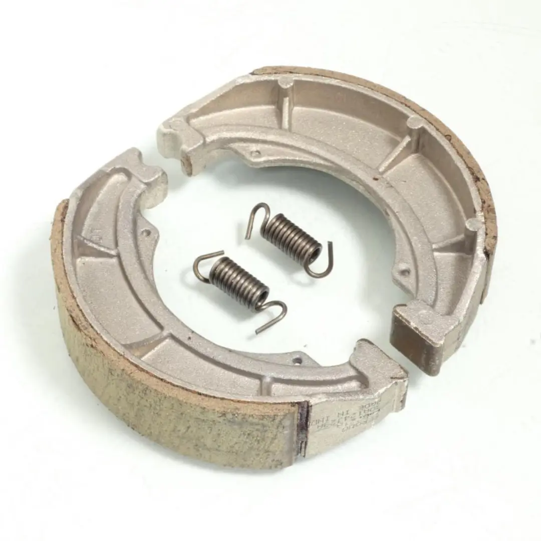 Mâchoire de frein Ferodo pour Moto Suzuki 175 PE 1978 à 1981 AV Neuf