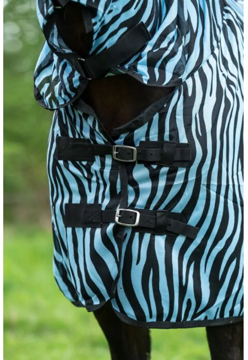 HKM Paardenvliegendeken met halsdekking Zebra L Aqua/Zwart - afbeelding 5 van 6