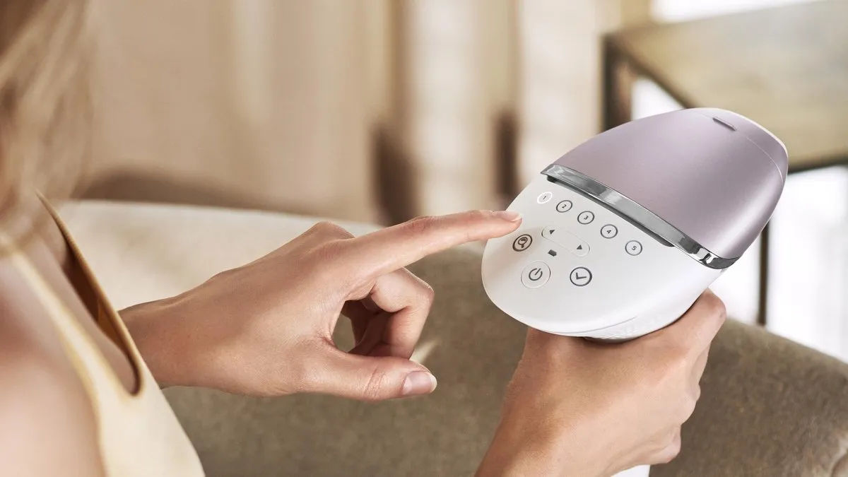 Philips Lumea Prestige 8000 BRI944/00 IPL Ontharingsapparaat - 450.000 Flitsen - Rosegold - afbeelding 6 van 6