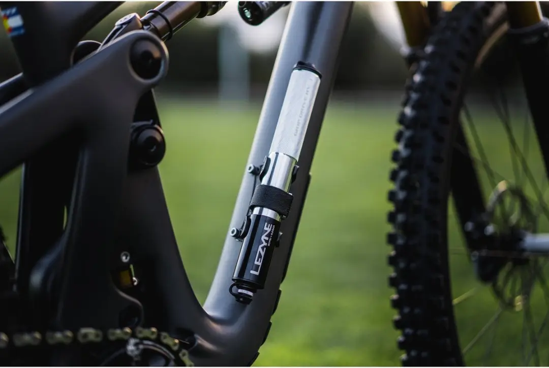 Lezyne Grip Drive HV Fietspomp - Zwart - afbeelding 3 van 6