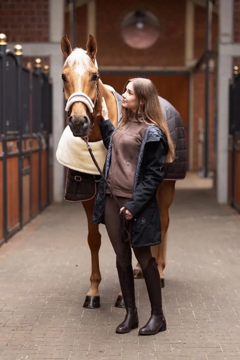 Horze Comfort Schouderbeschermer M - Black - afbeelding 5 van 6