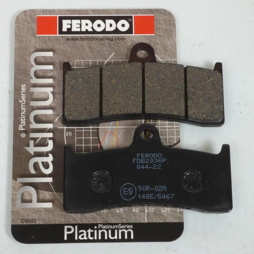 Plaquette de frein Ferodo pour Moto MV Agusta 910 Brutale 2005 à 2008 F411AC/F4