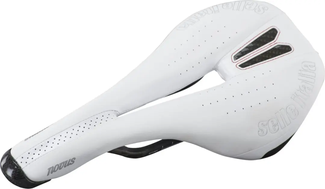 Selle Italia Novus Kit Carbonio Flow zadel wit Maat S