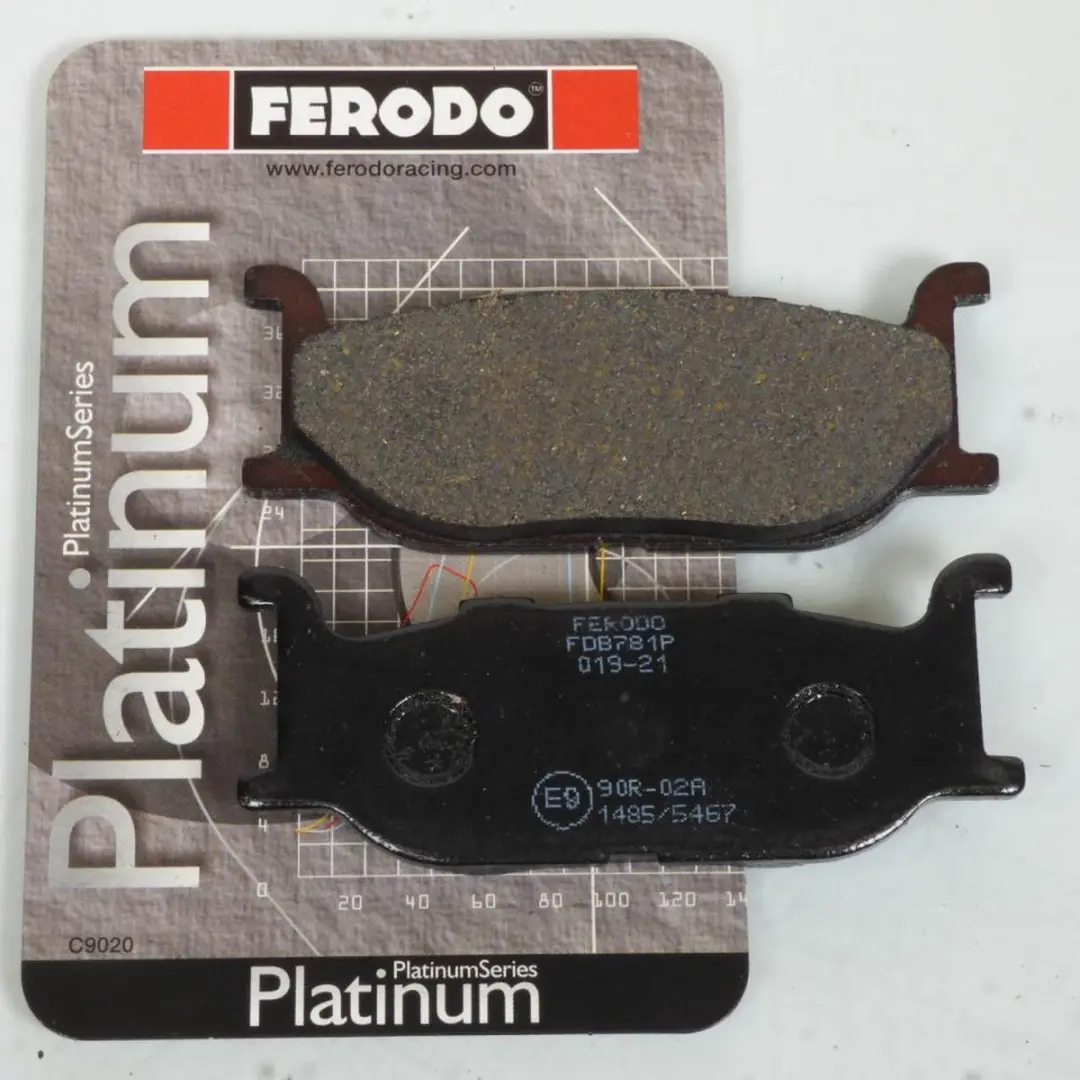Plaquette de frein Ferodo pour Moto Yamaha 1600 Wild star 1999 à 2002 VP081 / A