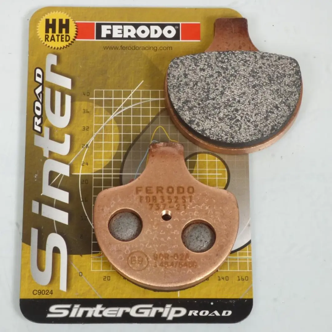 Plaquette de frein Ferodo pour Moto Harley Davidson 1450 Flhtcui 1999 FCW / AV N