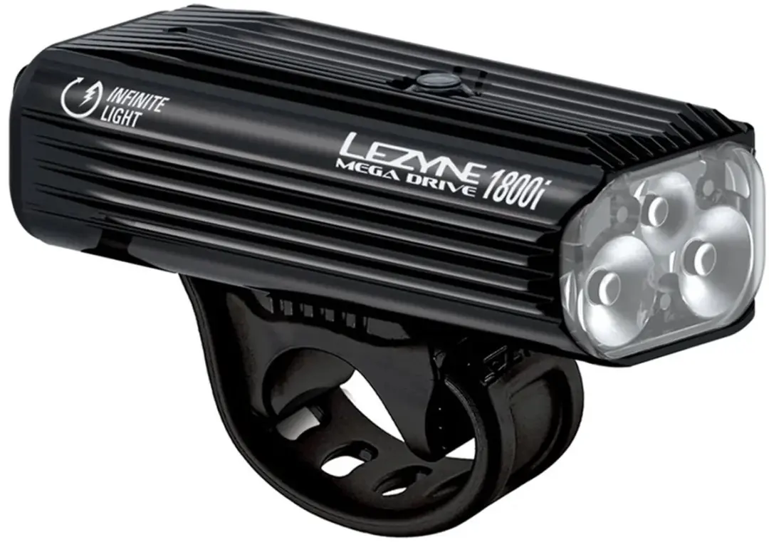 Lezyne Mega Drive 1800i Loaded Pro Kit - Fietsverlichting Set - LED fietslampen - Micro-USB Oplaadbaar - Waterdicht Fietslicht - LED Mega Drive 1800i en KTV Pro Smart - Infinite Light Power Pack - Zwart