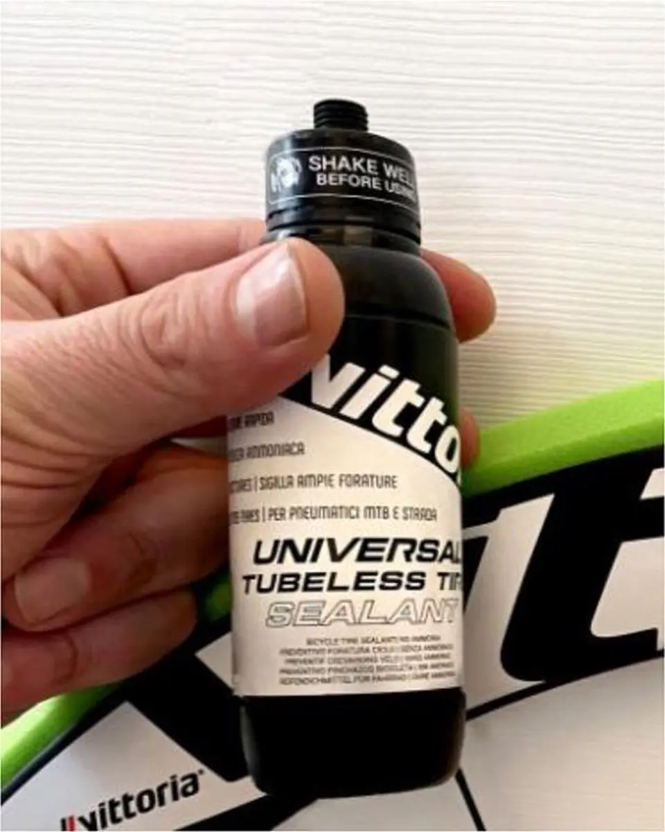 Vittoria TLR Road Antilekbandschuim 28mm Kit - afbeelding 5 van 6
