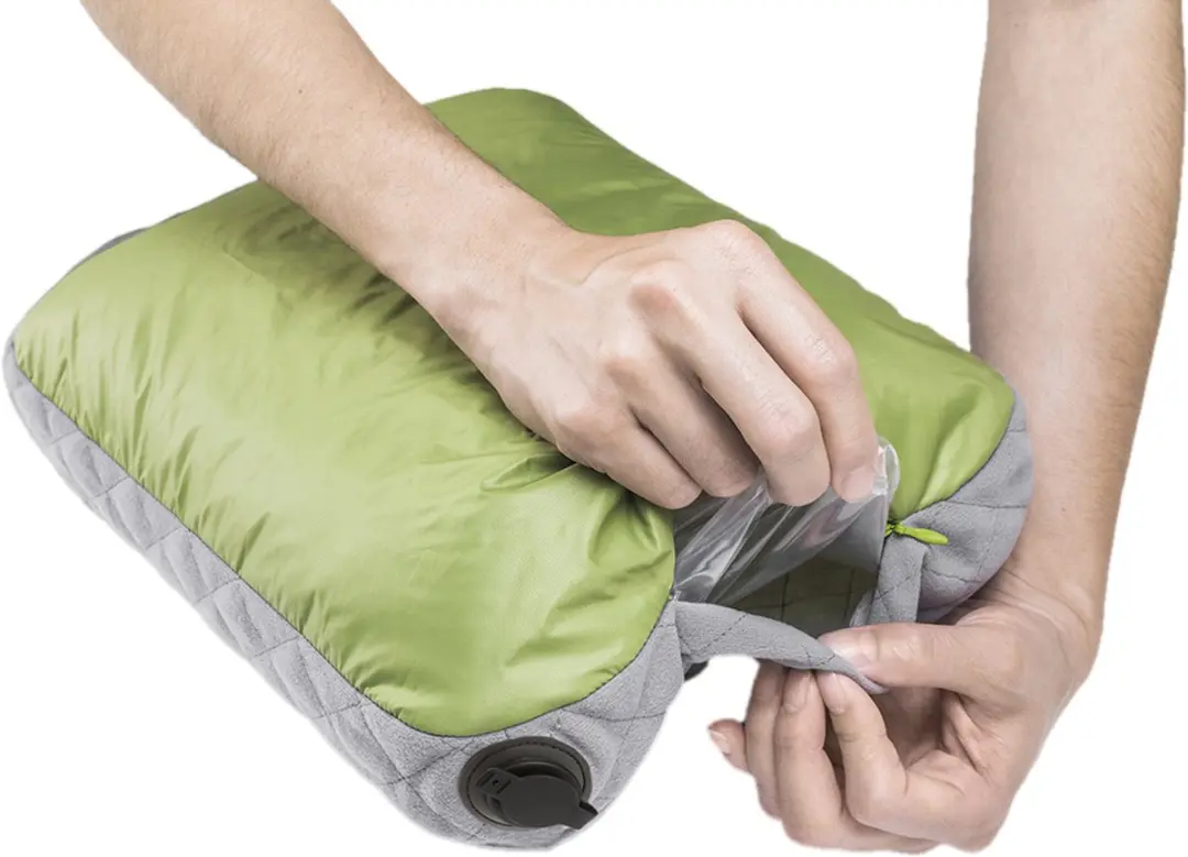 Cocoon Air Core Ultralight Kussen L Wasabi - afbeelding 5 van 6