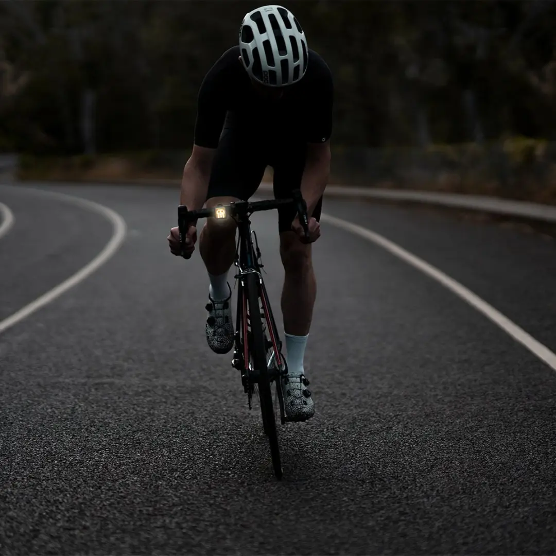 Knog Voorlicht Blinder Skull 200 Lumen Oplaadbaar Led Zwart
