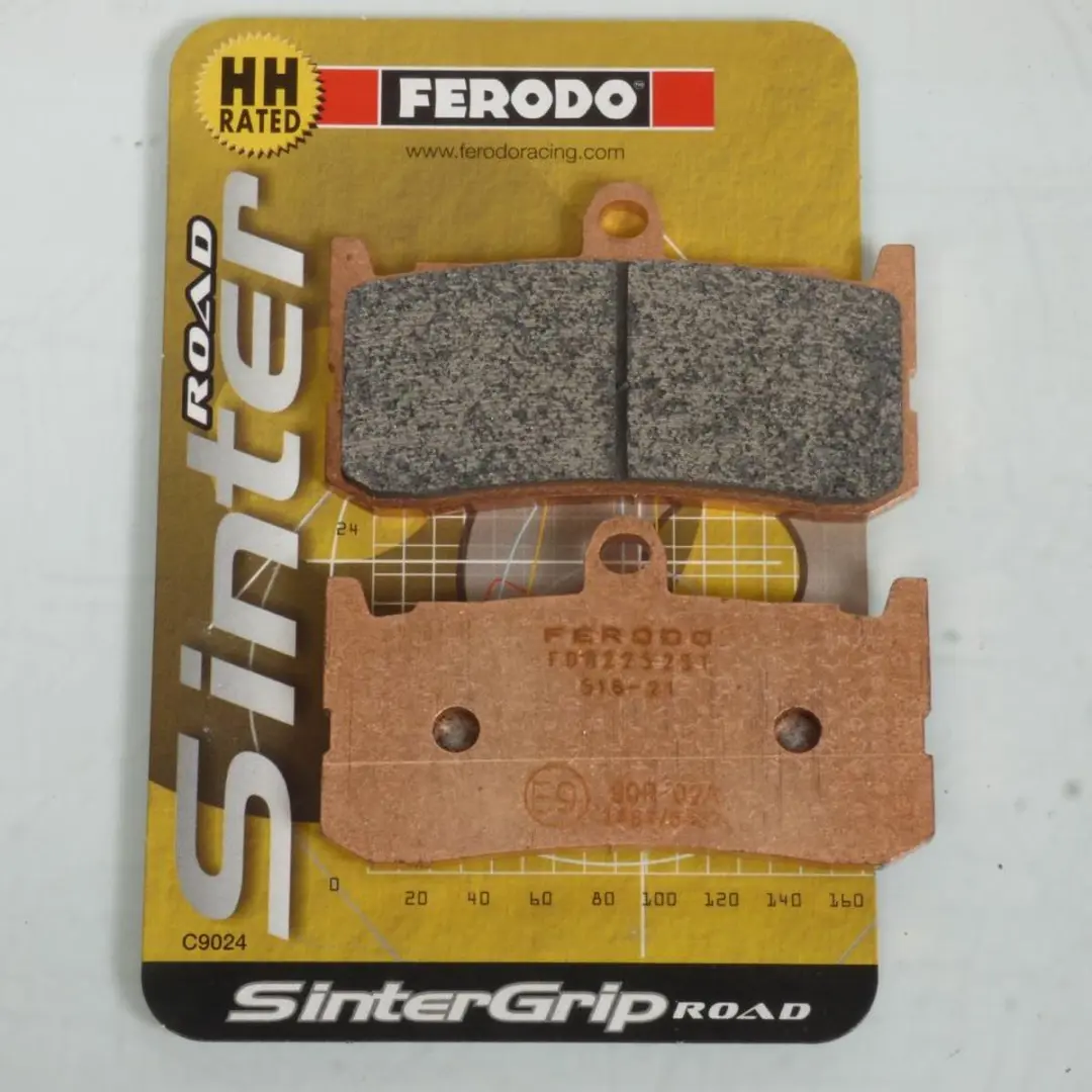 Plaquette de frein Ferodo pour Moto Triumph 675 Daytona 2008 SMTTTA12FA / AV / F