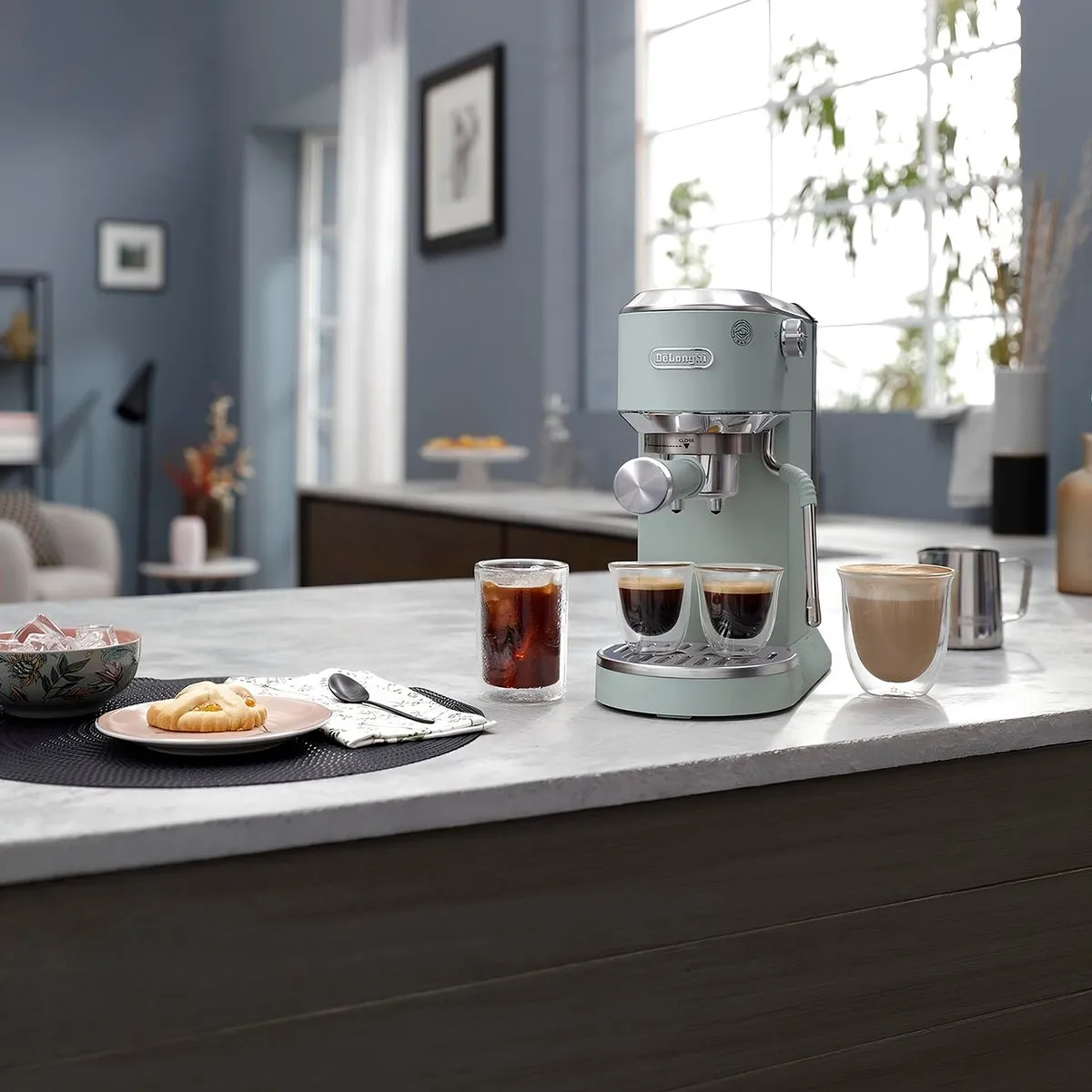 De'Longhi Dedica Duo EC890.GR Espressomachine - Groen