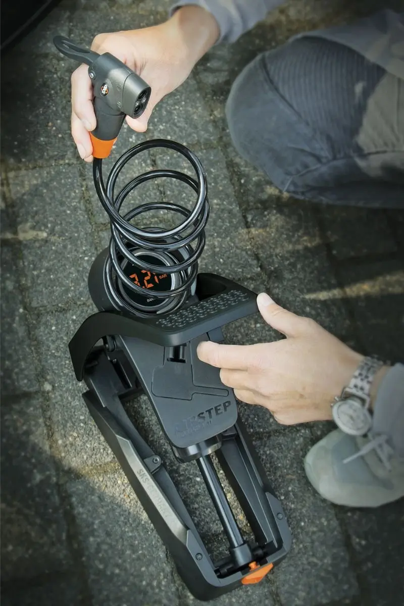 SKS Airstep Digi voetpomp - afbeelding 4 van 6