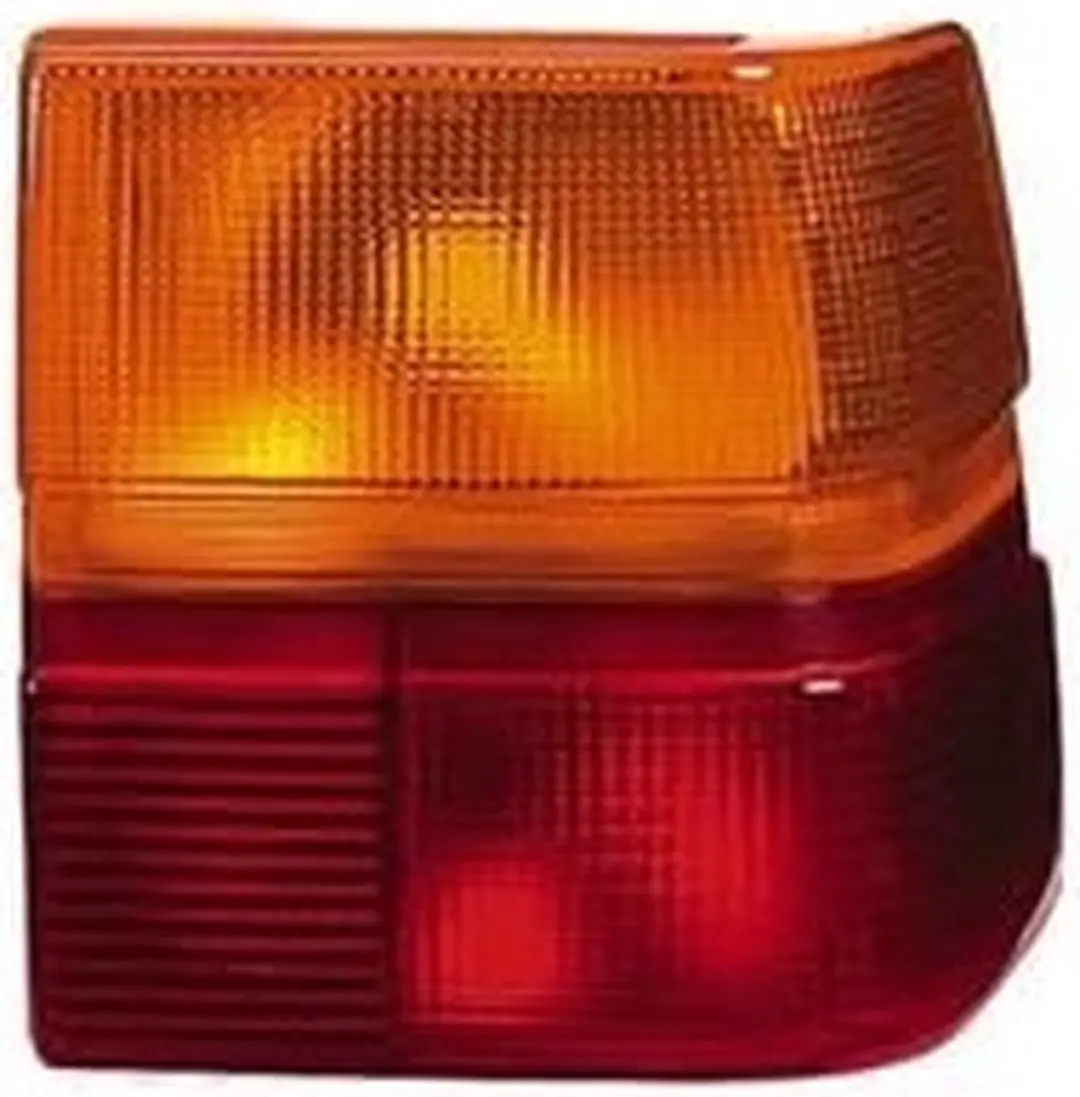 Achterlichtglas buiten r Audi 100 C3 Sedan (443, 444). Model: 1982-08