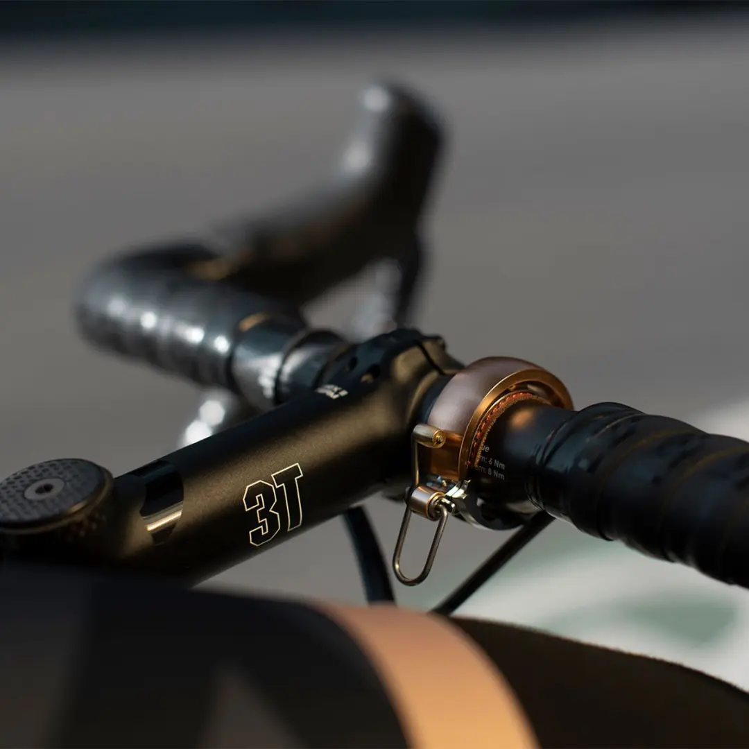 Knog Fietsbel Oi Luxe 1,5 Cm Aluminium/leer Zilver/koper Maat S