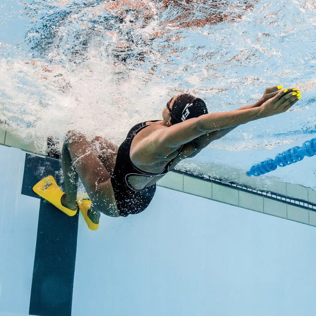 FINIS Zoomers Gold Zwemvinnen Geel 41-42 - afbeelding 4 van 6