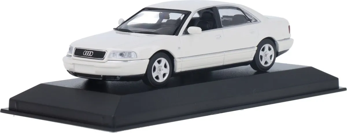 Audi A8 Maxichamps 1:43 Schaalmodel