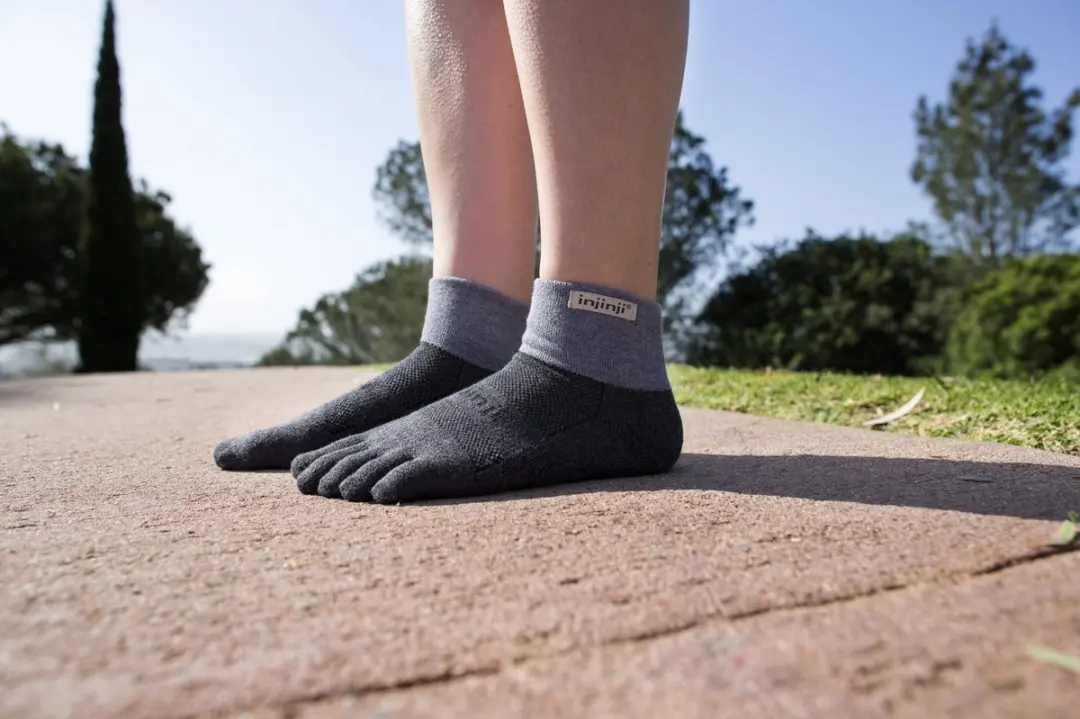 Injinji Trail Midweight Mini-Crew Grijs - afbeelding 4 van 6