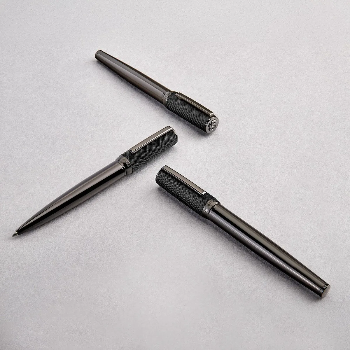 Hugo Boss Double B Saffiano Pen - Zwart