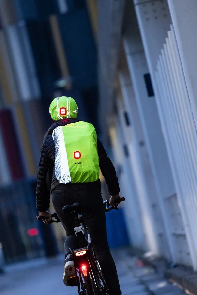 WOWOW Corsa Helmovertrek met USB LED - Fluor Geel - afbeelding 6 van 6