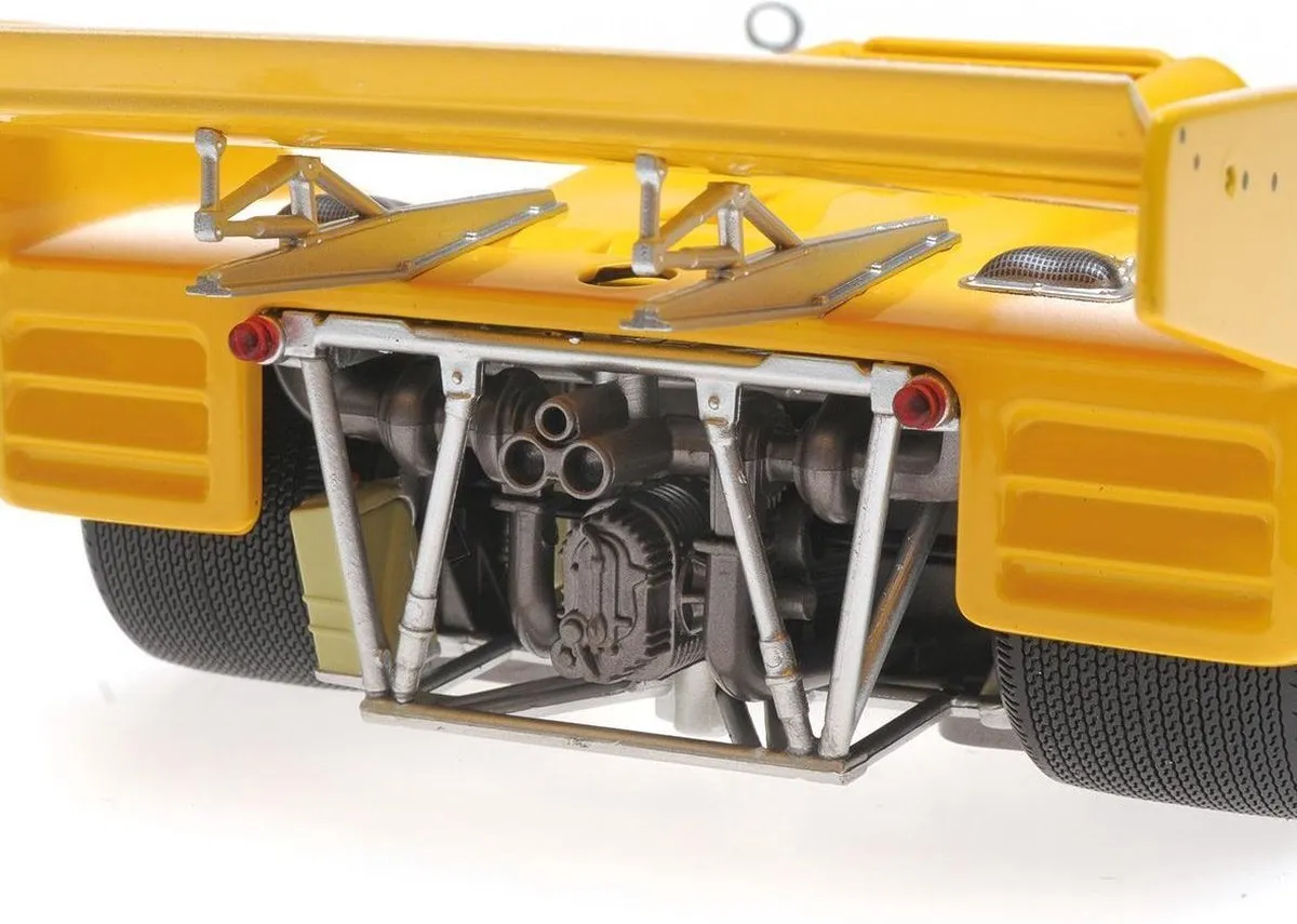 Porsche 917/10 #2 Nürburgring 1973 - 1:18 Minichamps