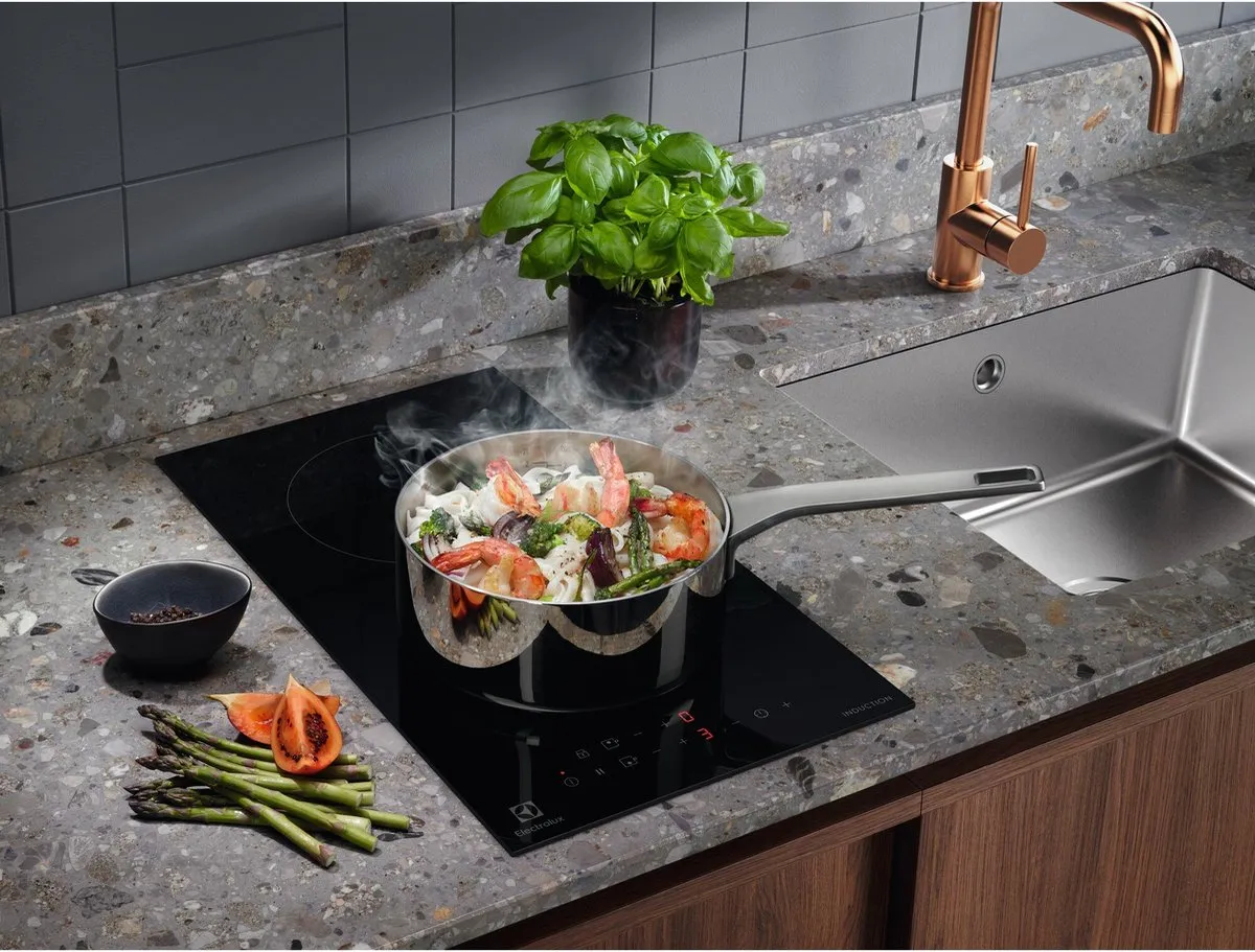 Electrolux LIT30230C Ingebouwde Inductiekookplaat 2 Zones - Zwart