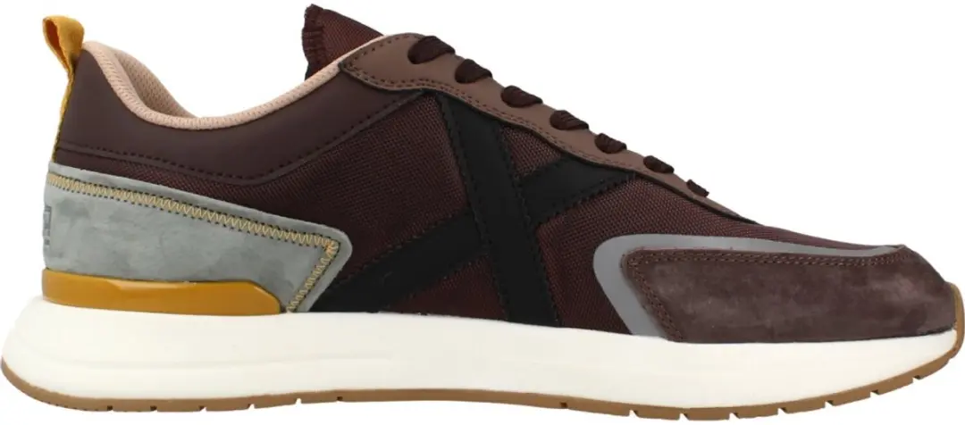 Munich Speed 21 Allcourt Schoenen Bruin EU 45 Man