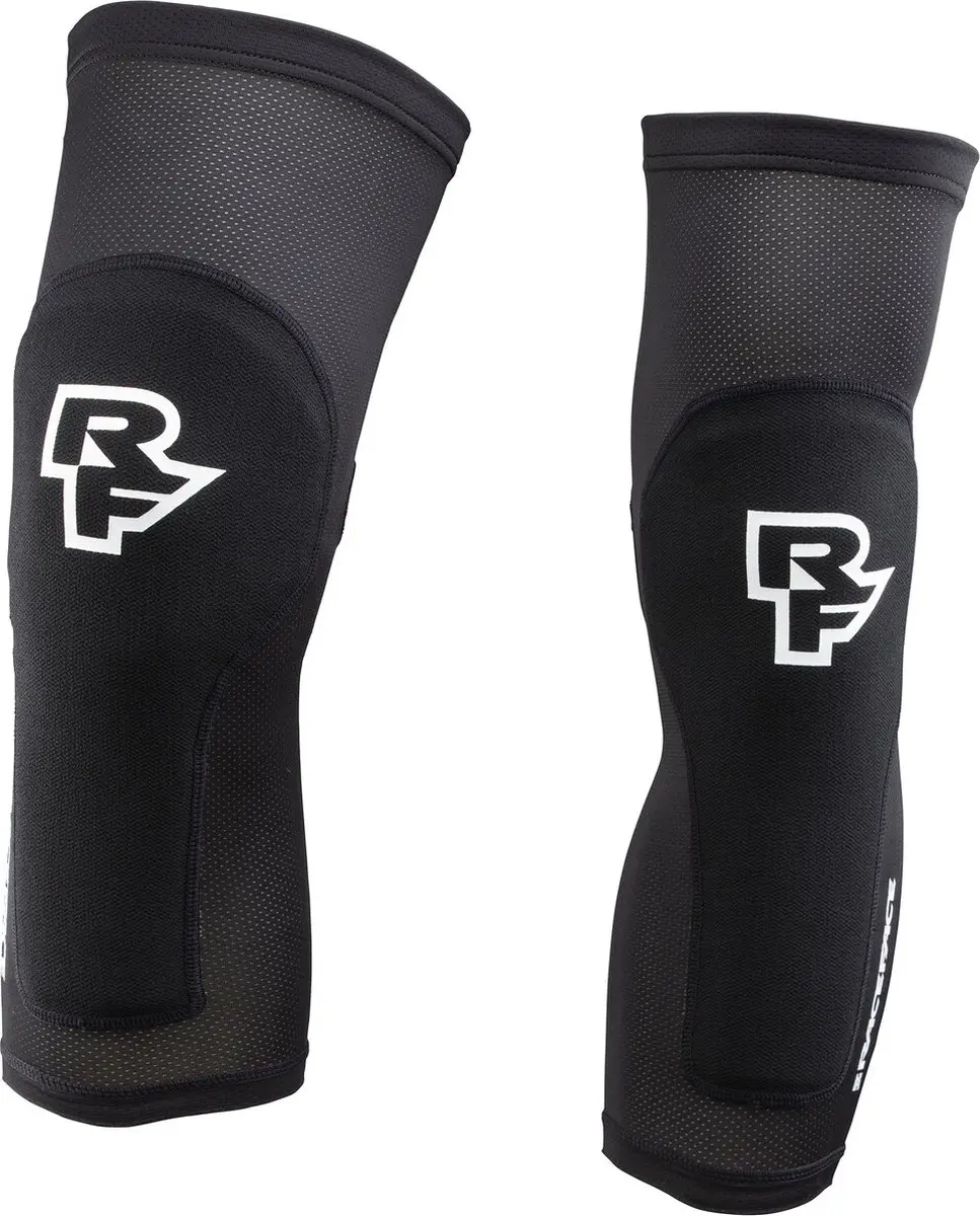 Race Face Charge Stealth Kniebrace