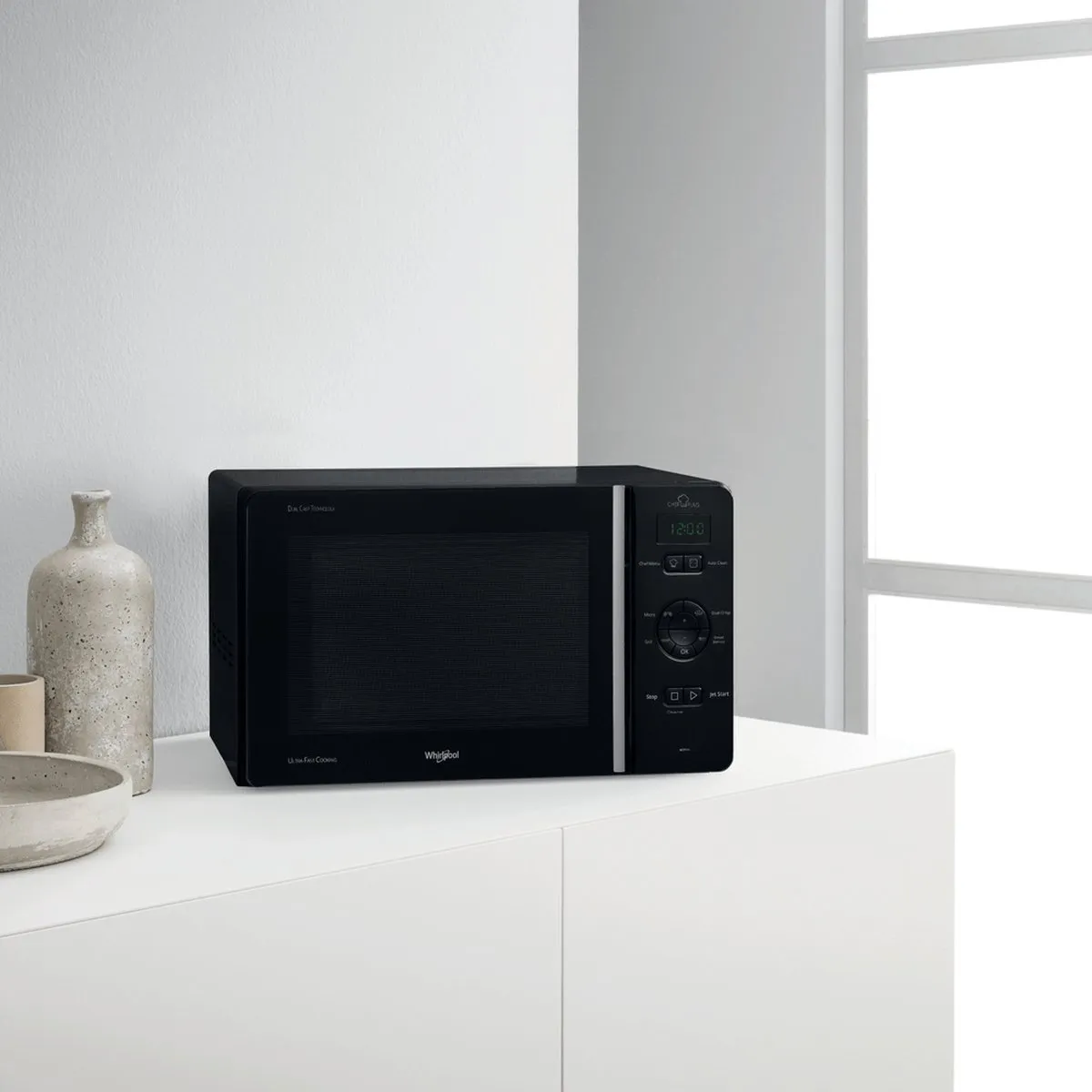 Whirlpool Magnetron Chef Plus MCP345BL 25L - 800W - Zwart - afbeelding 3 van 4