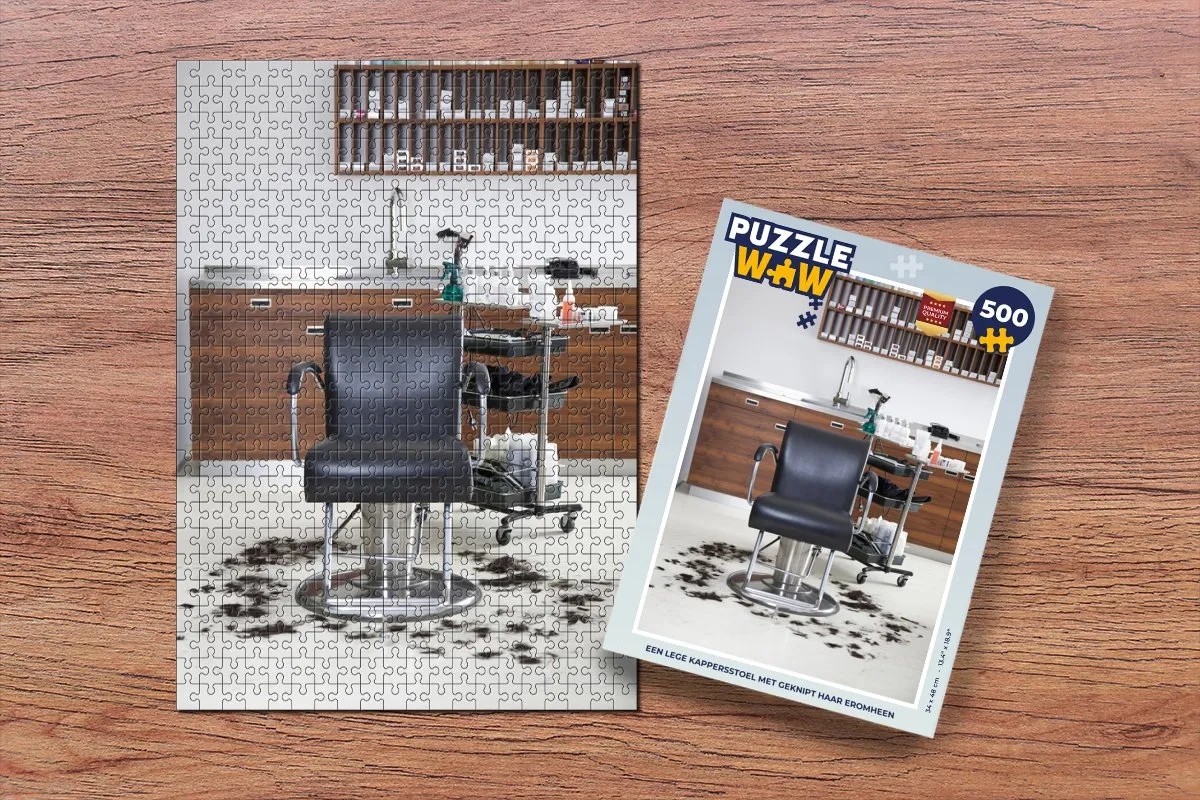 PuzzleWow Legpuzzel Een lege kappersstoel 500 Stuks - Multicolor