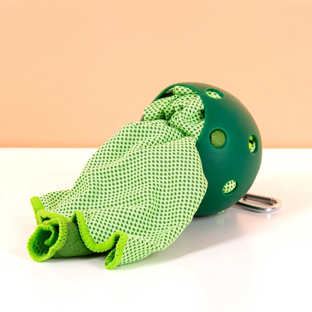 Kikkerland Pickleball Handdoek met Karabijnhaak