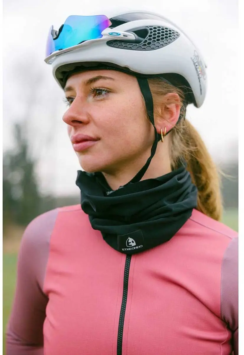 Etxeondo Lepoko Nekwarmer Zwart - afbeelding 5 van 6