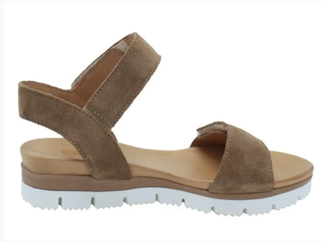 AQA Shoes A8900 Platte Sandalen Dames