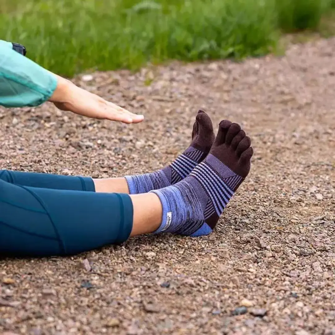 Injinji Trail Midweight Mini-Crew Sokken - Lavendel/Bruin - afbeelding 3 van 6