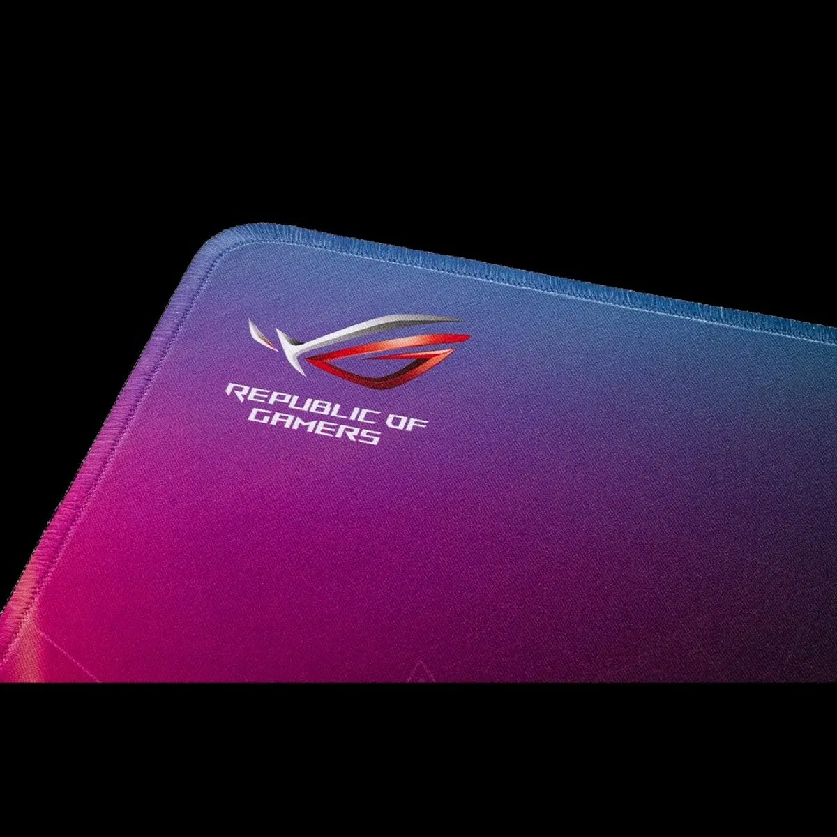ASUS ROG Strix Edge Multi Game-muismat - Volledige kleur