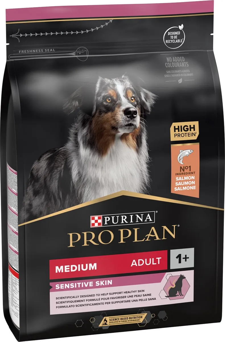 Pro Plan Dog Medium Adult Gevoelige Huid Zalm - 28 kg