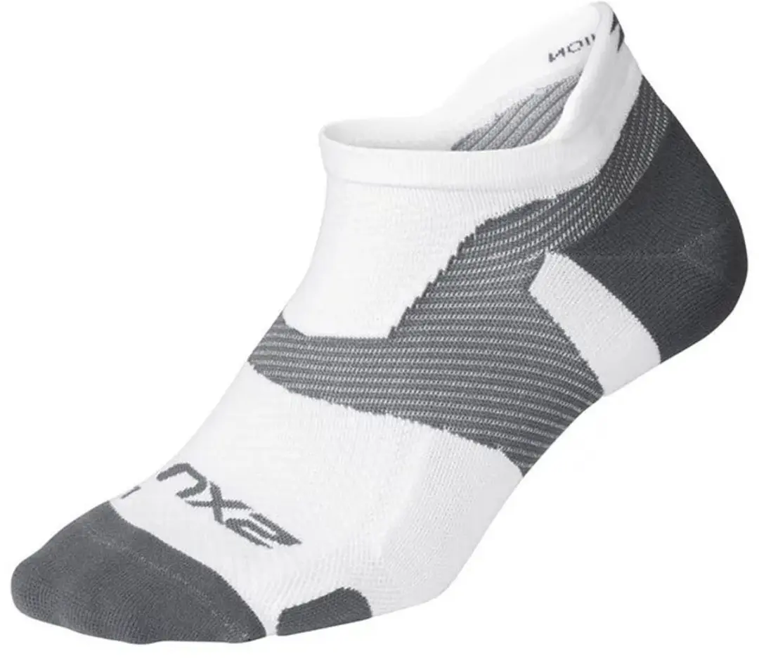 2XU Vectr LightCushion Onzichtbare Sokken - Wit/Grijs - afbeelding 4 van 4