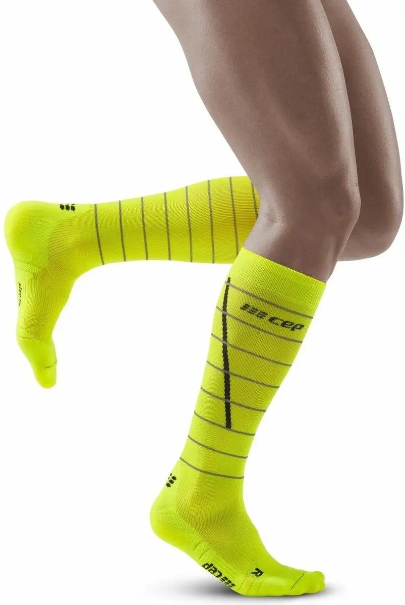 CEP - Reflectie Compressiekousen - neon yellow - Maat (kuitomtrek): Dames II: Kuitomtrek 25 - 31 cm - afbeelding 5 van 5