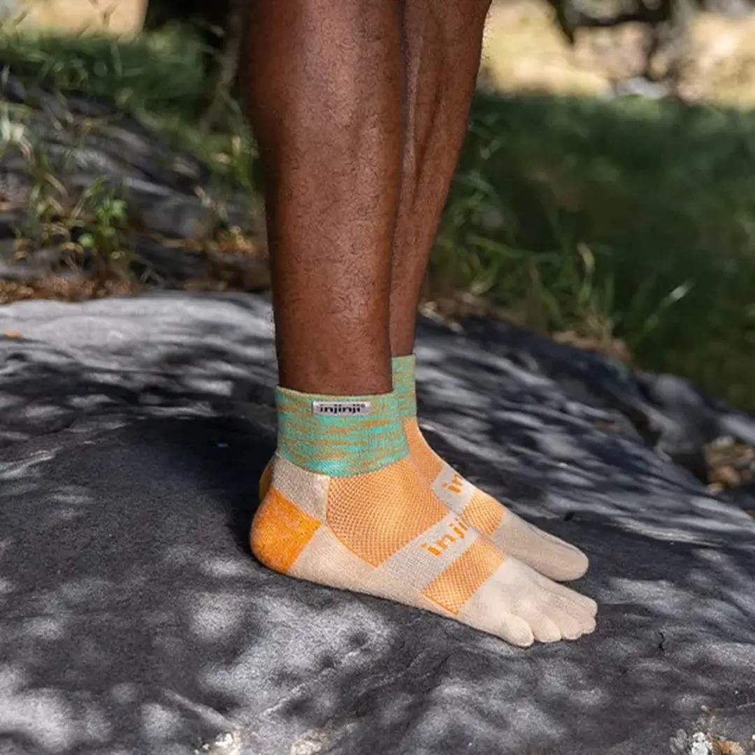 Injinji Trail Midweight Mini-Crew Teensokken - Granite - S - afbeelding 5 van 6