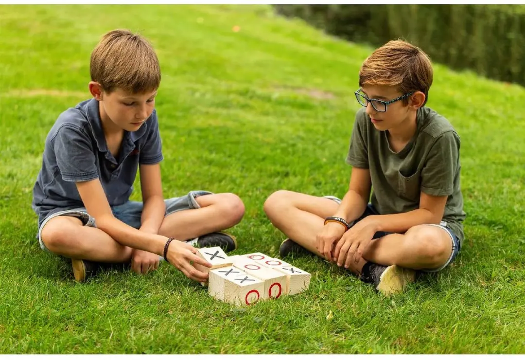 Outdoor Play Tic Tac Toe - Houten Blokken - 9 Stuks - afbeelding 6 van 6
