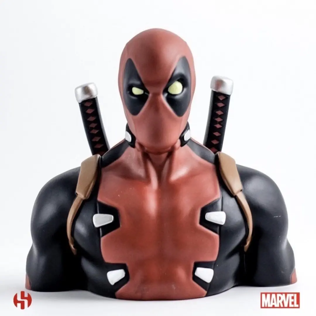 Marvel Deadpool Deluxe Spaarpot - Rood - afbeelding 2 van 6