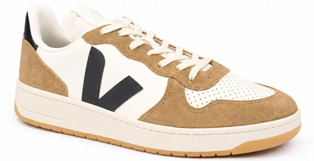 Veja Sneakers V-10 Bruin Zwart