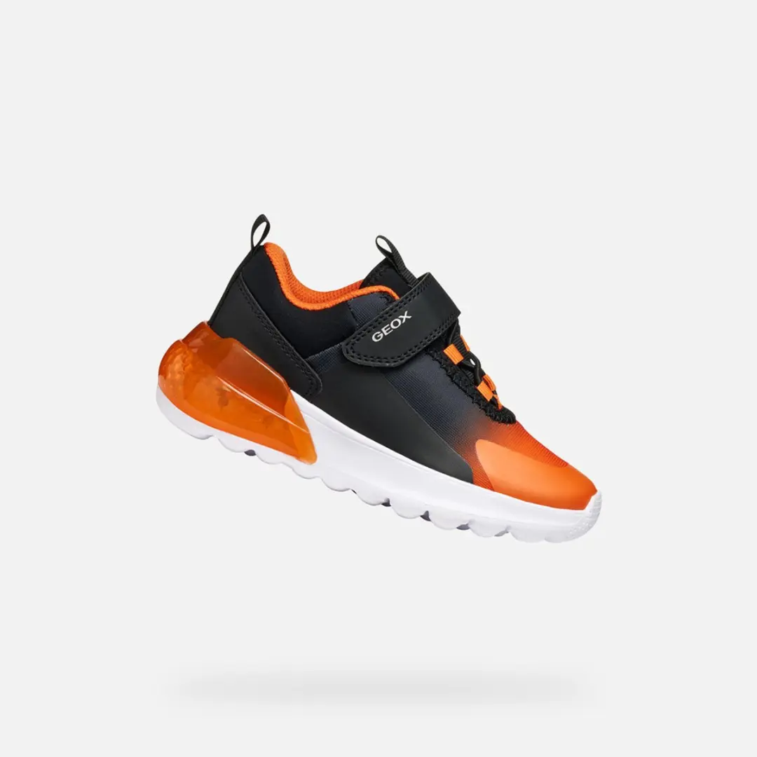 GEOX ACTIVART ILLUMINUS JONGENS Sneakers