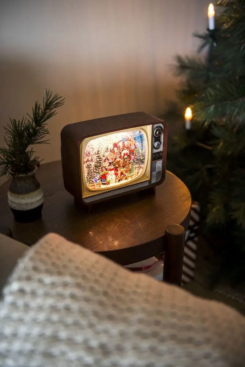 Led sneeuwlantaarn tv kersttafereel incl muziek 17,6x21cm Konstsmide - afbeelding 4 van 6