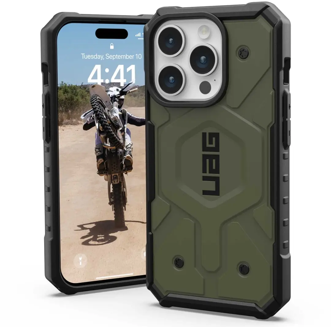 Urban Armor Gear Pathfinder MagSafe Hoesje iPhone 15 Pro